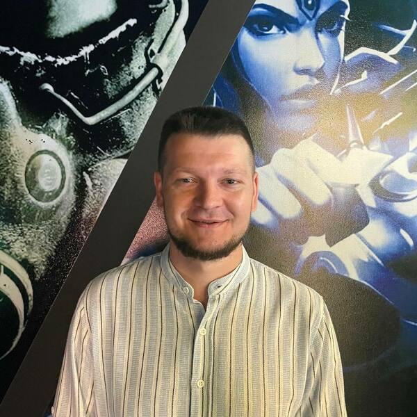 Толстопятов СтаниславЕвгеньевич